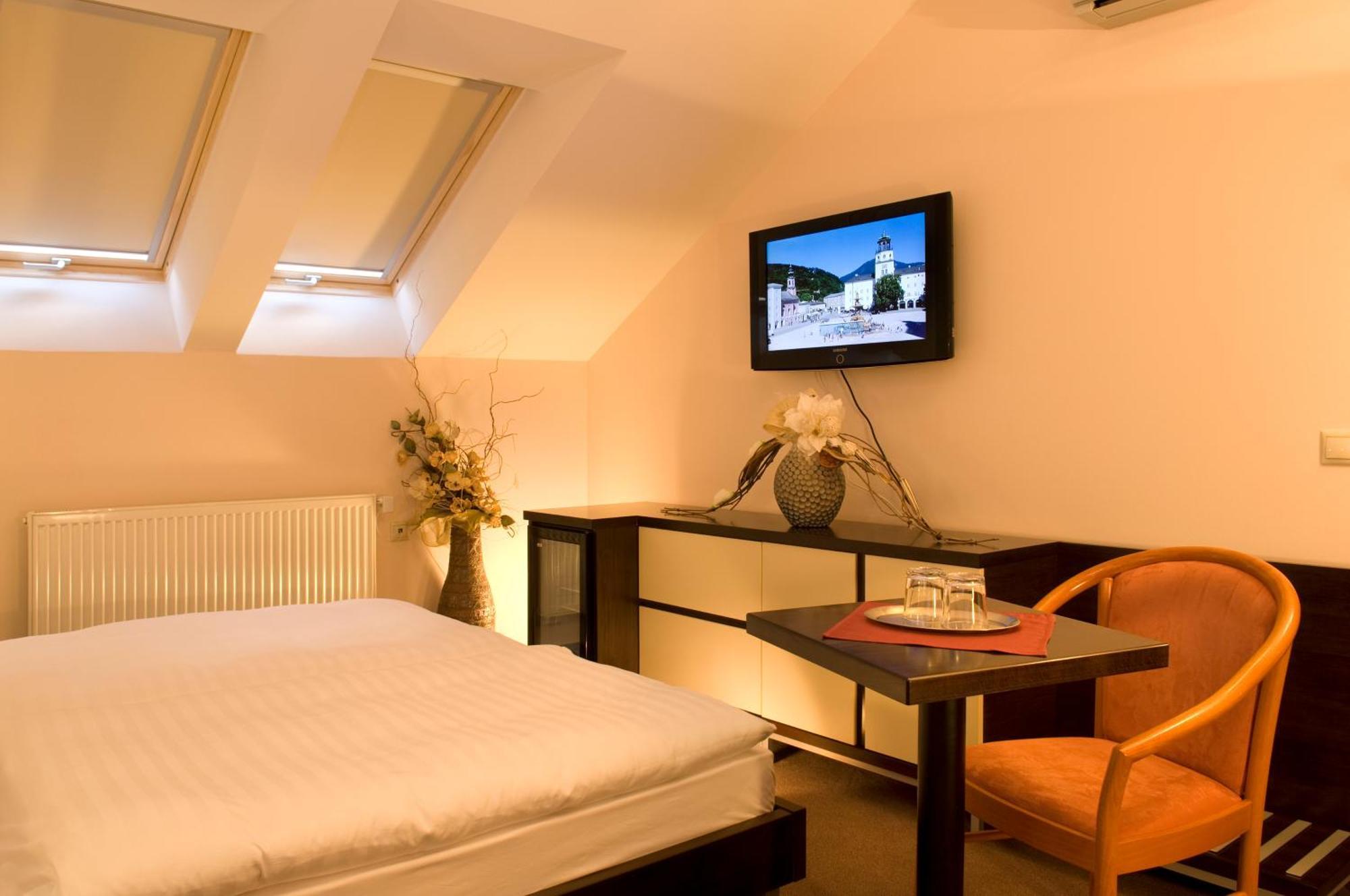 Franko Hotel Zvolen Værelse billede